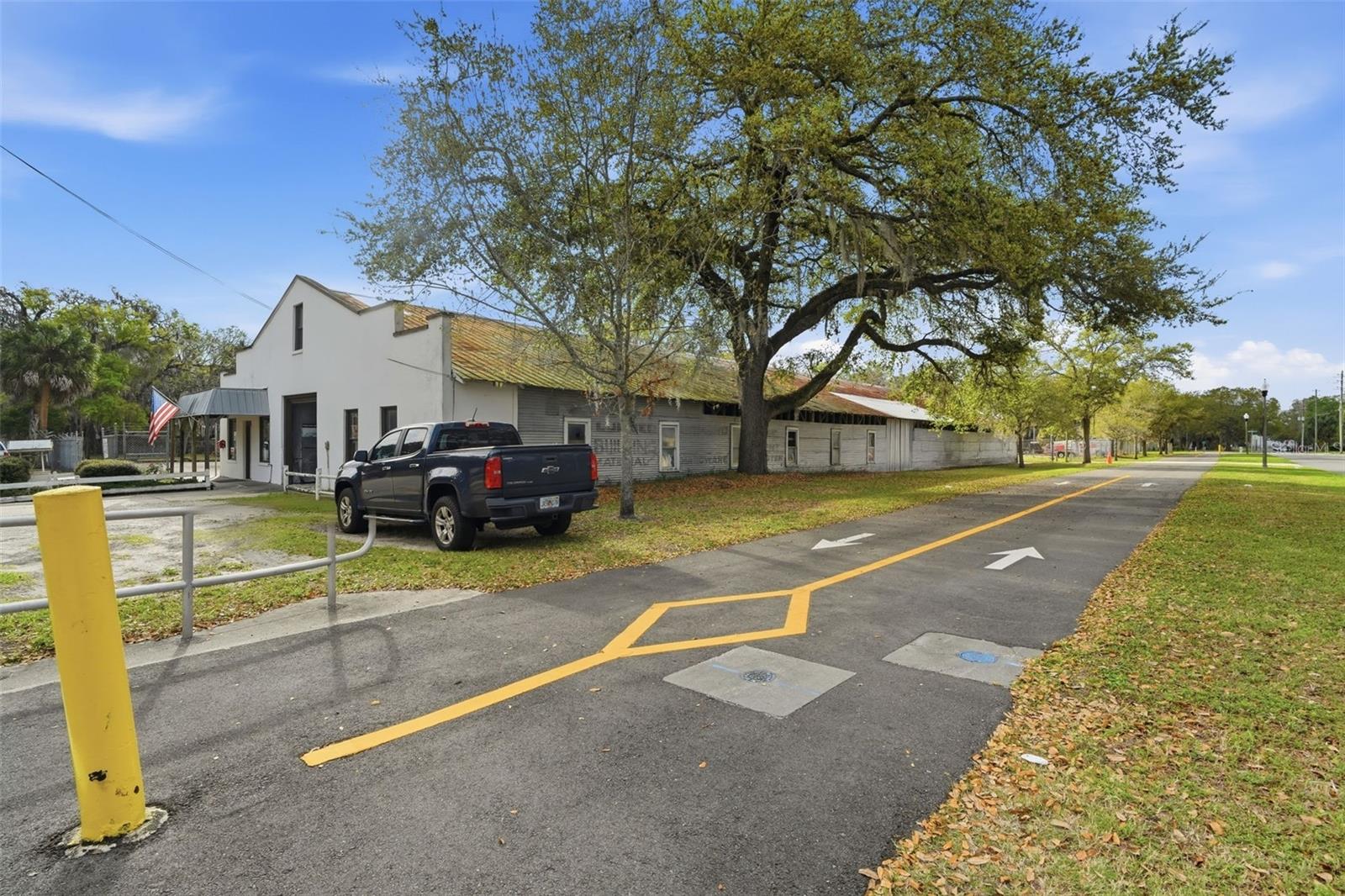 Image 4 of 63 For 210 5th Street