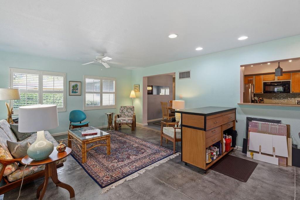 Image 15 of 40 For 3330 Garland Way