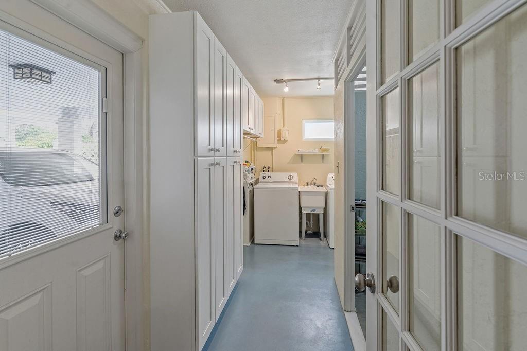 Image 30 of 40 For 3330 Garland Way