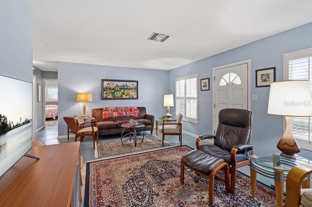 Image 5 of 40 For 3330 Garland Way