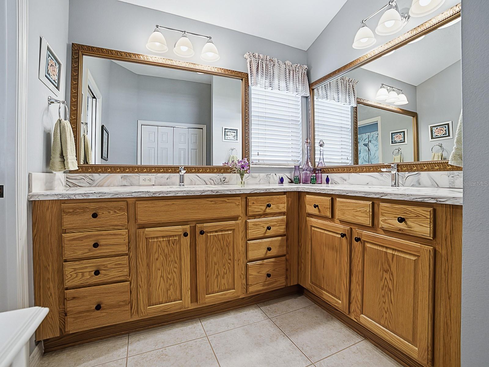 Image 40 of 67 For 2119 Linley Loop