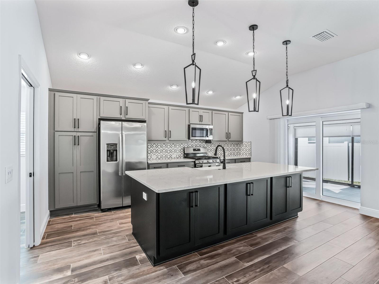 Image 19 of 61 For 5716 Melvin Drive