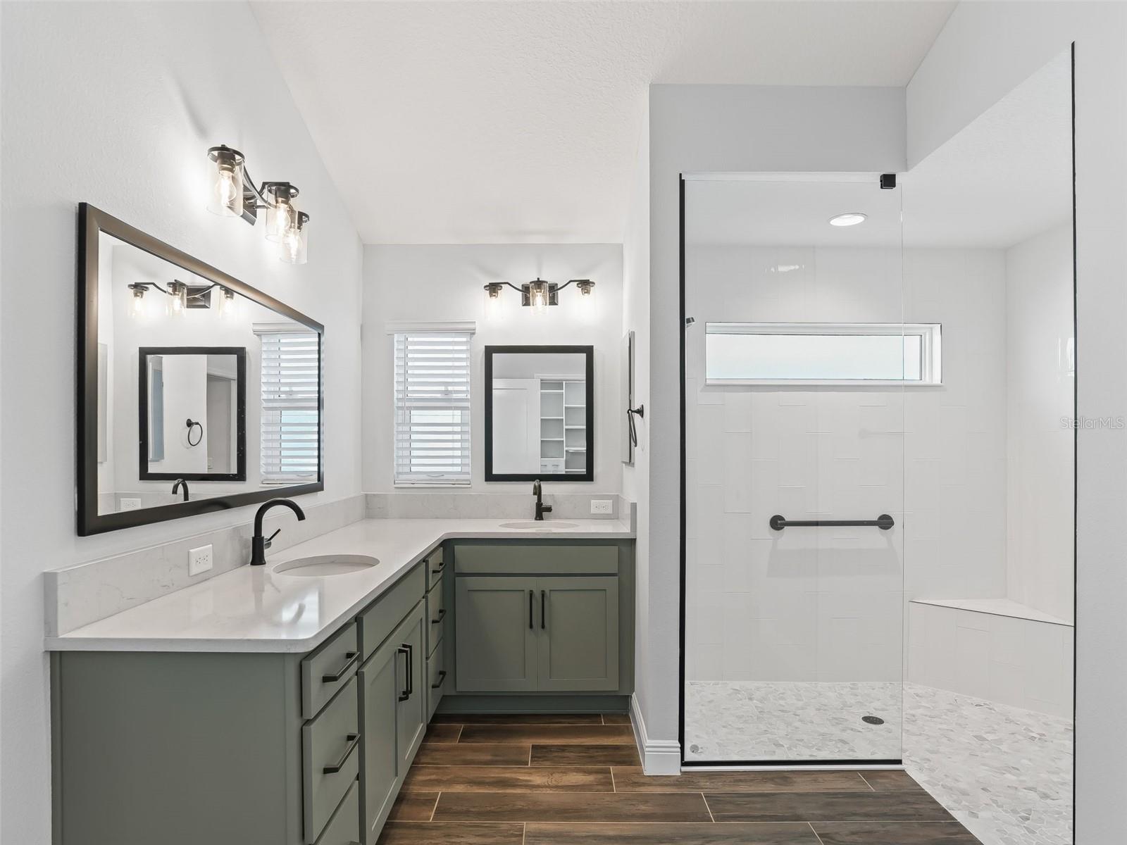 Image 29 of 61 For 5716 Melvin Drive