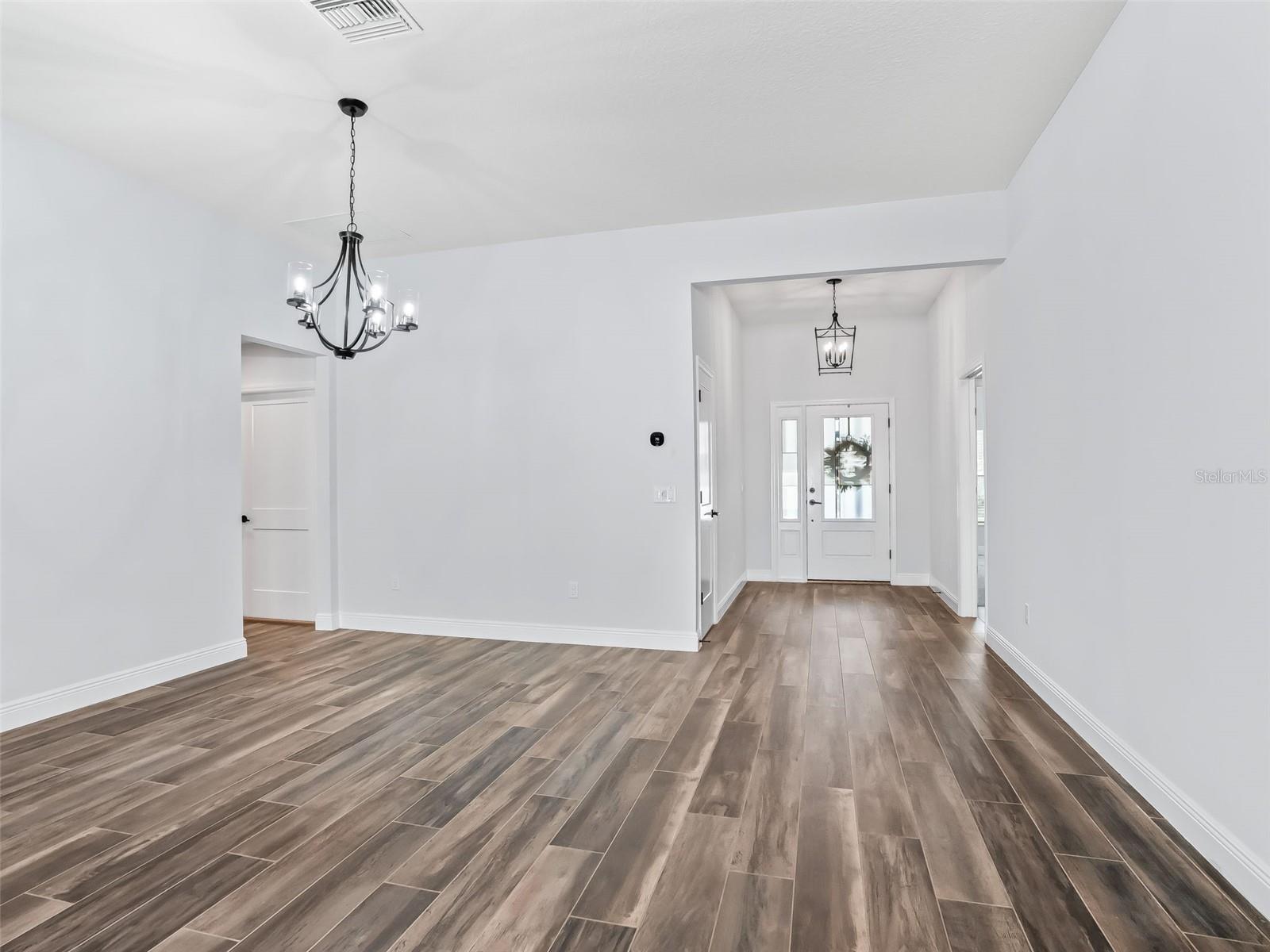 Image 9 of 61 For 5716 Melvin Drive