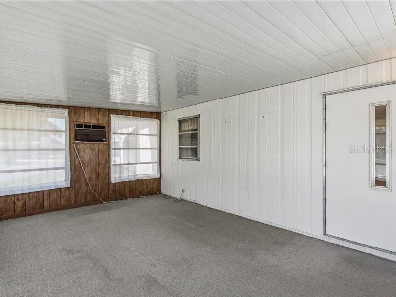 Image 11 of 27 For 31227 Temple Avenue