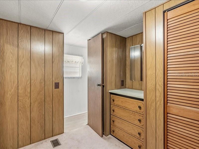 Image 19 of 27 For 31227 Temple Avenue