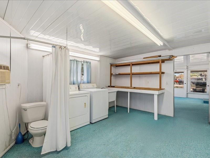 Image 22 of 27 For 31227 Temple Avenue