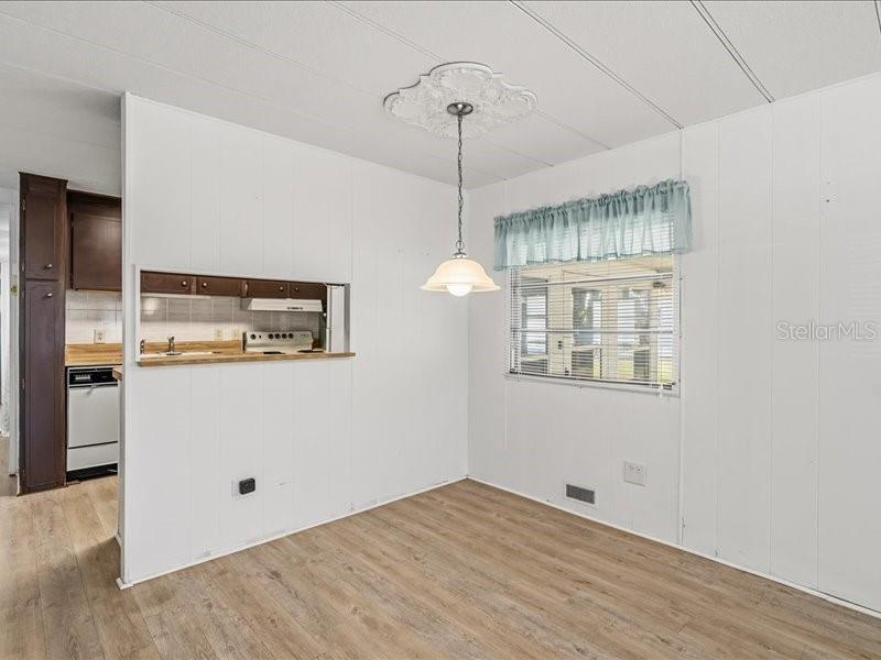 Image 8 of 27 For 31227 Temple Avenue