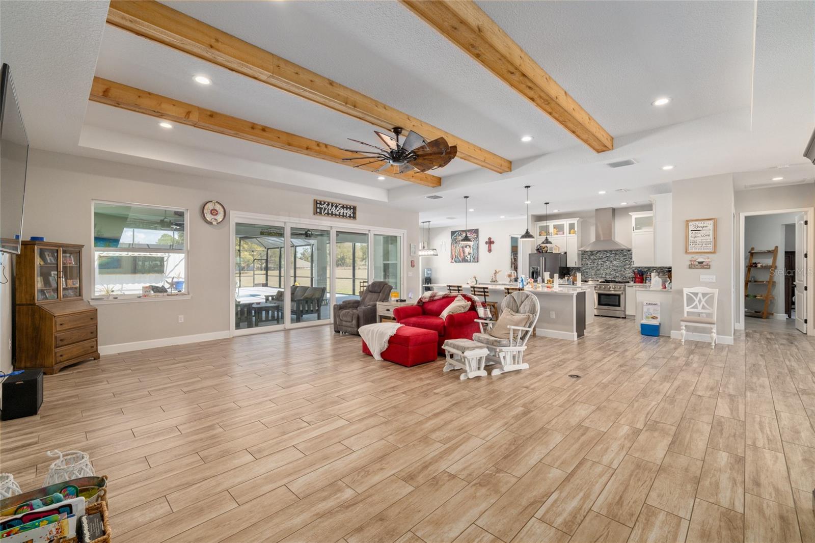 Image 15 of 98 For 4821 Sunnyside Drive