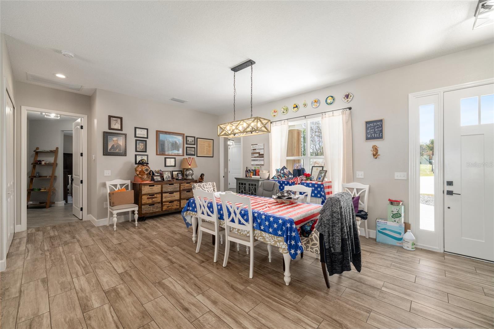 Image 19 of 98 For 4821 Sunnyside Drive