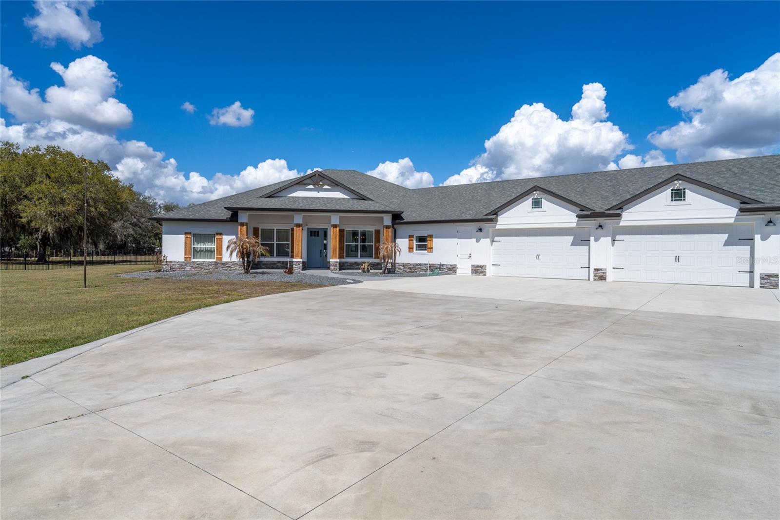 Image 2 of 98 For 4821 Sunnyside Drive