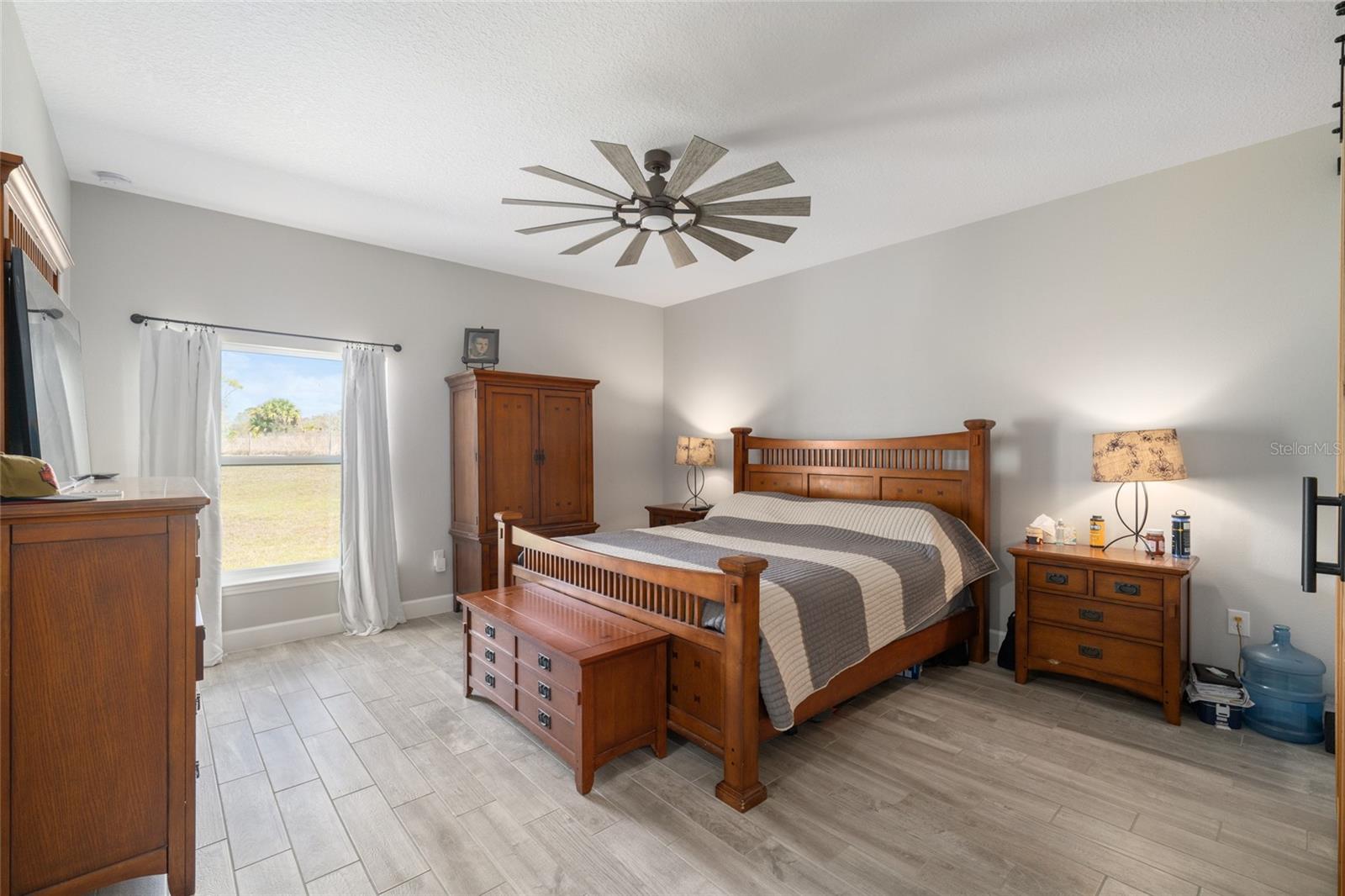 Image 39 of 98 For 4821 Sunnyside Drive