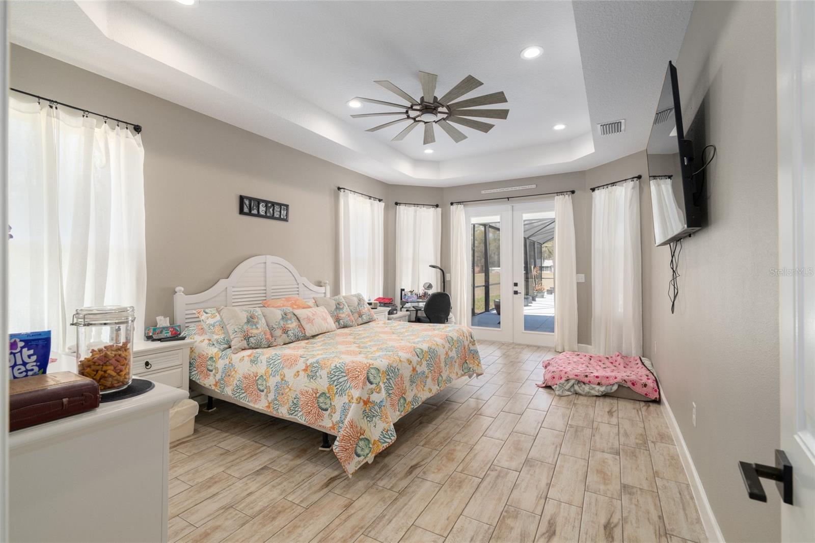 Image 43 of 98 For 4821 Sunnyside Drive