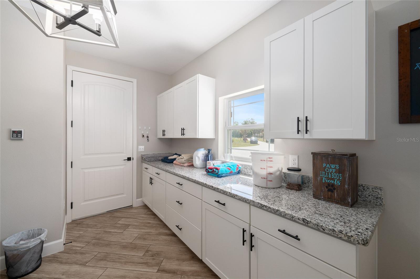 Image 54 of 98 For 4821 Sunnyside Drive