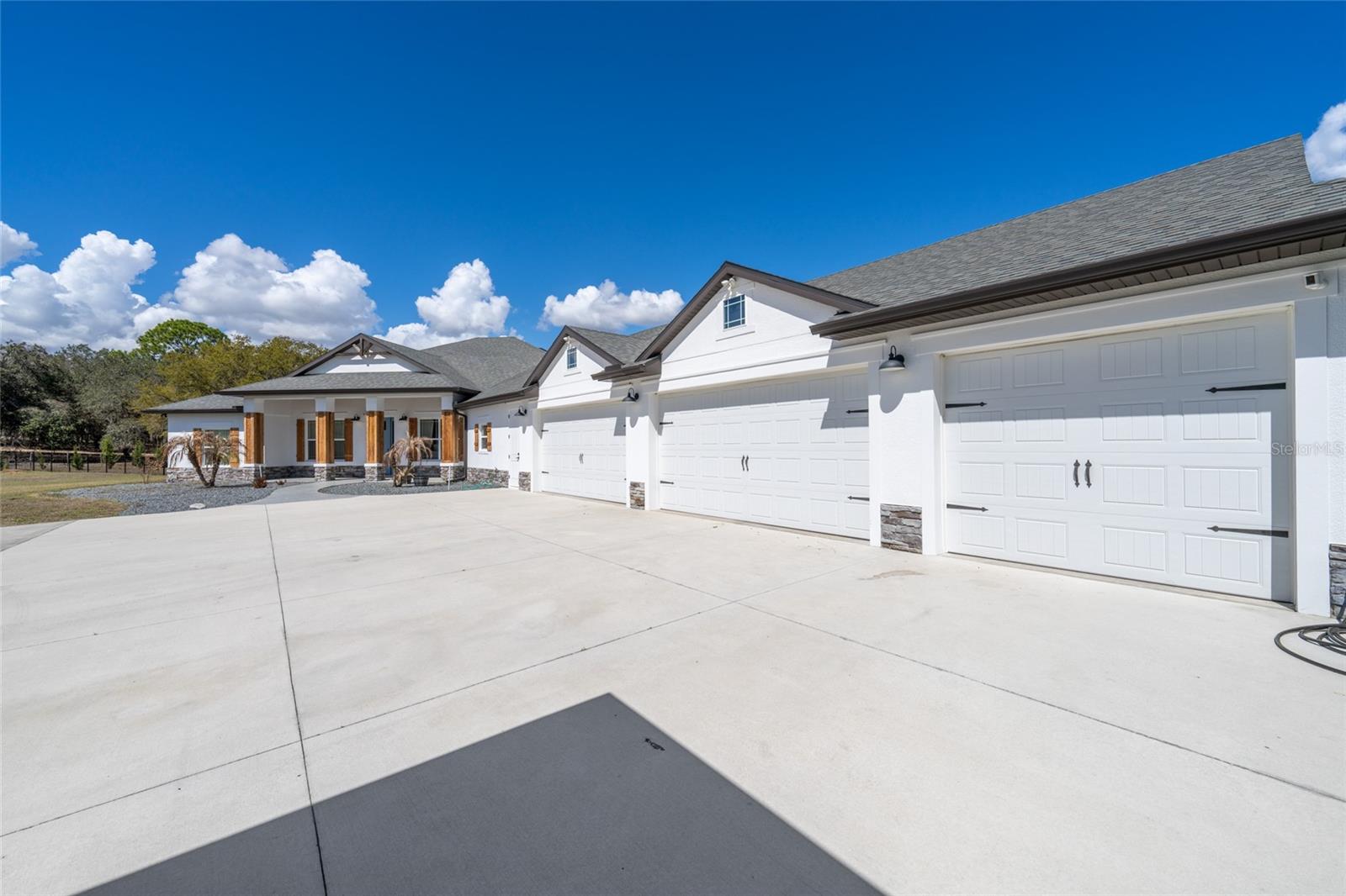 Image 6 of 98 For 4821 Sunnyside Drive