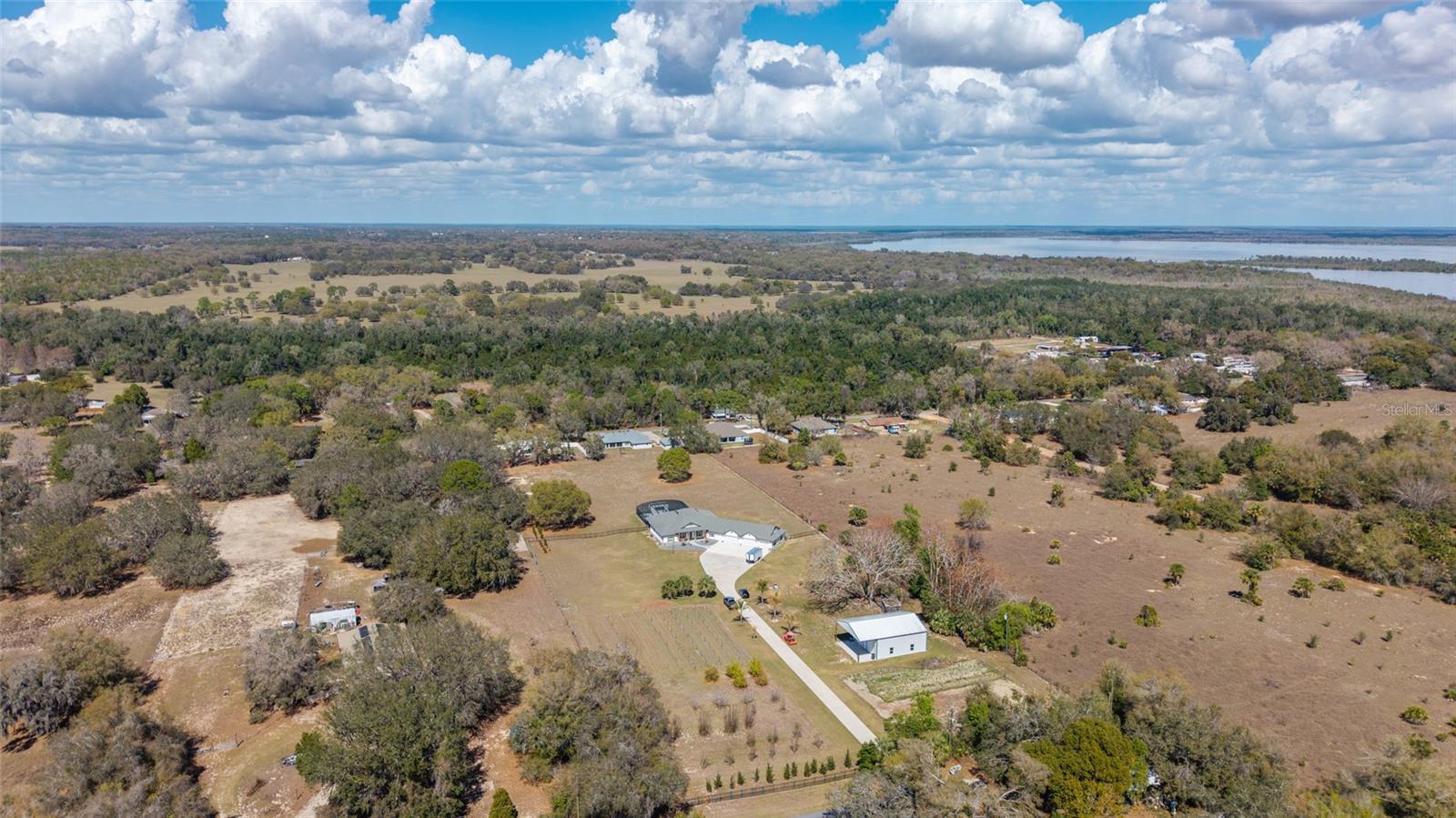 Image 92 of 98 For 4821 Sunnyside Drive