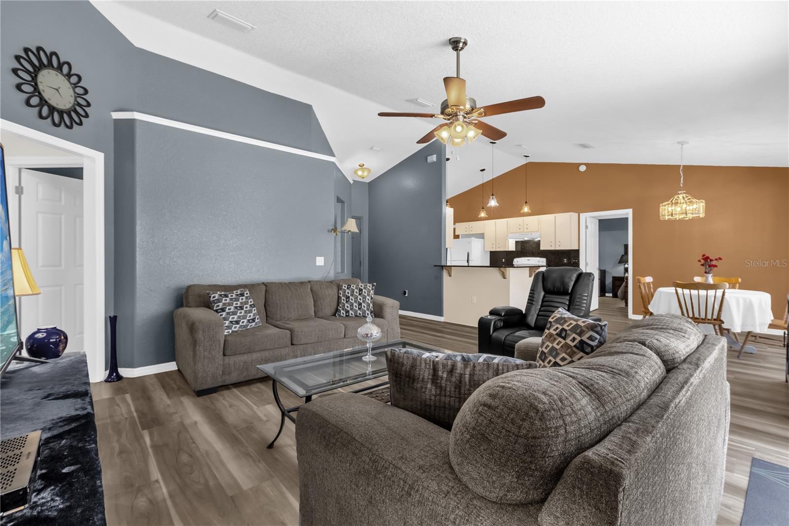 Image 6 of 35 For 8506 136th Loop