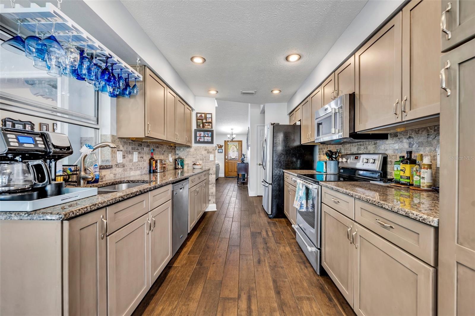 Image 18 of 51 For 11768 Riverhaven Drive