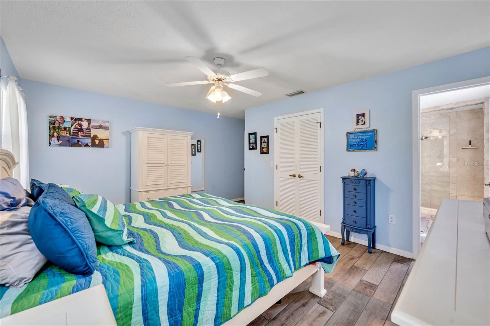 Image 25 of 51 For 11768 Riverhaven Drive