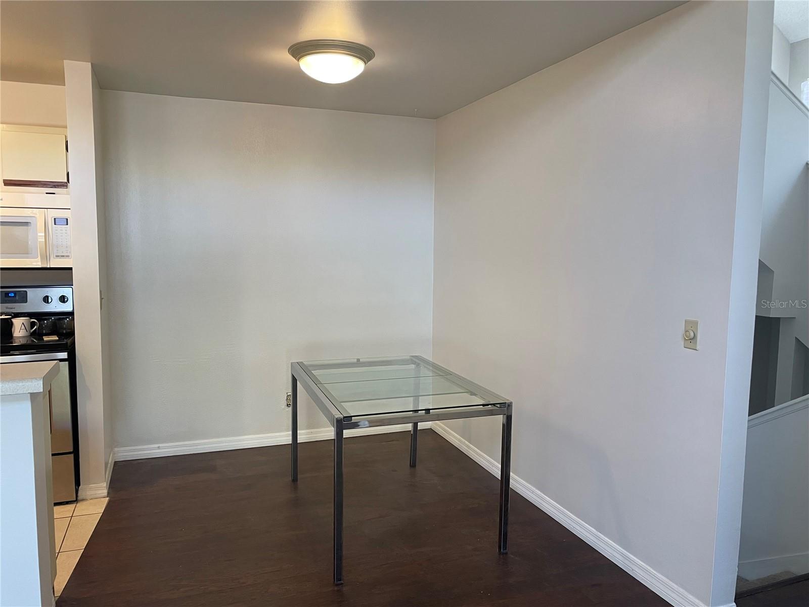 Image 15 of 15 For 302 Westgate 5992