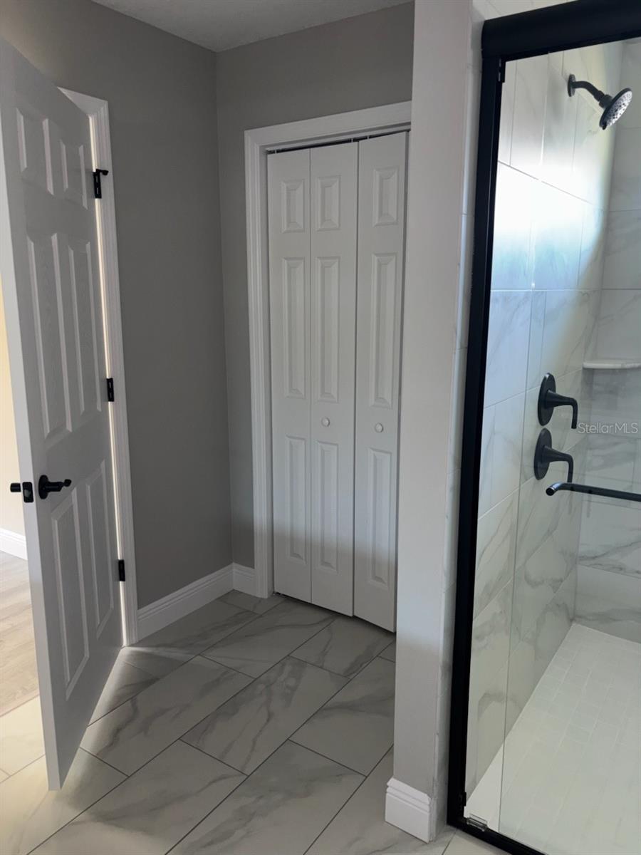 Image 25 of 37 For 9179 Commodore Drive