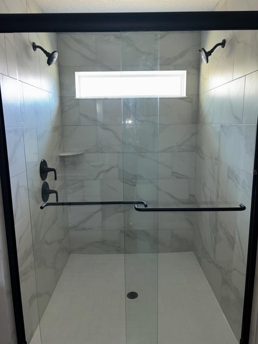 Image 26 of 37 For 9179 Commodore Drive