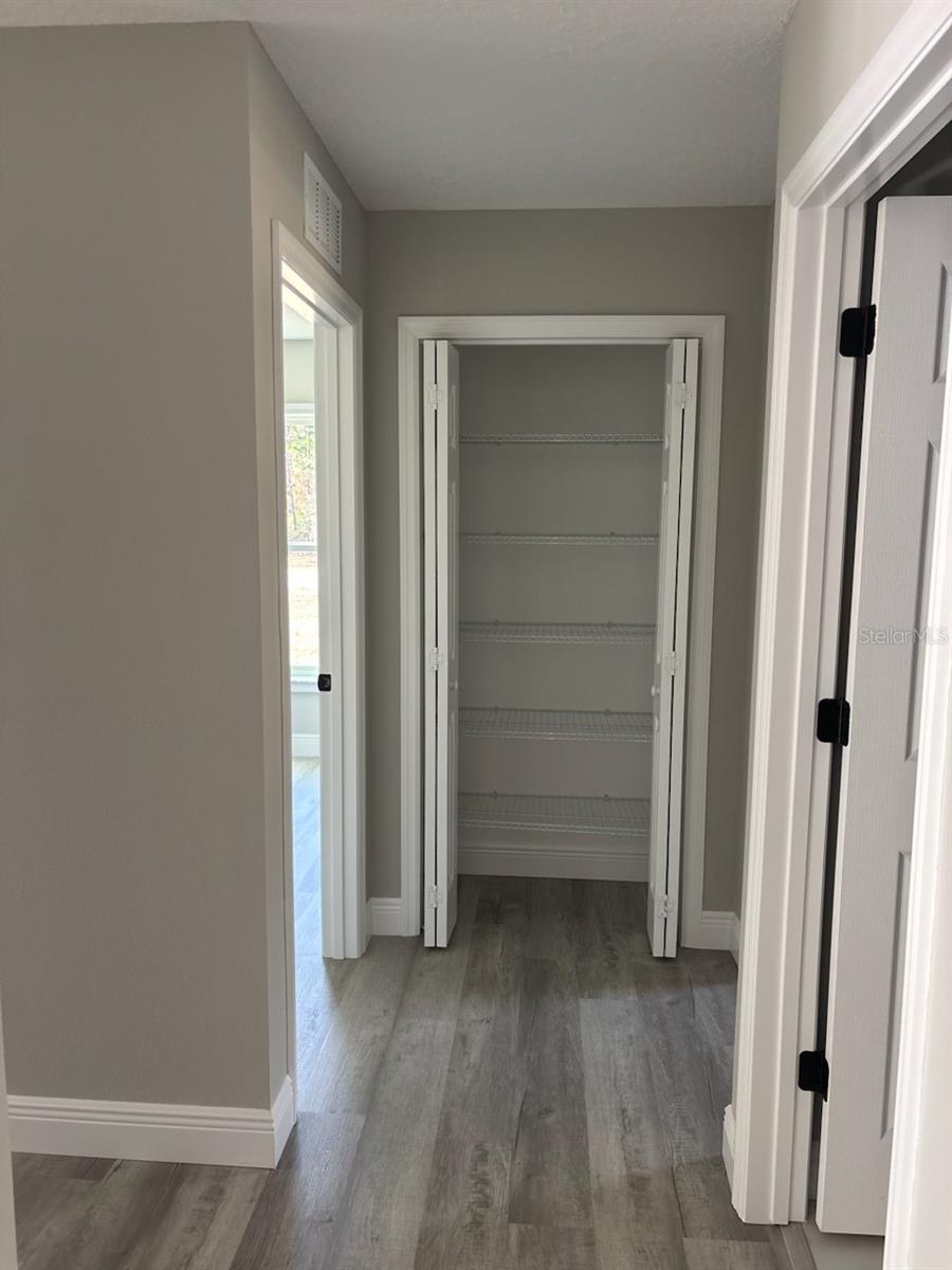 Image 28 of 37 For 9179 Commodore Drive