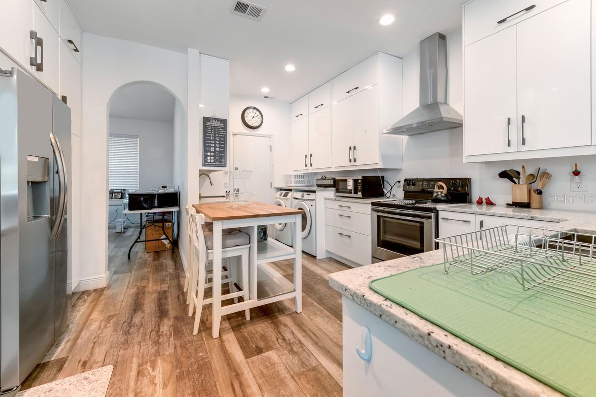 Image 10 of 39 For 1901 Park Forest Boulevard