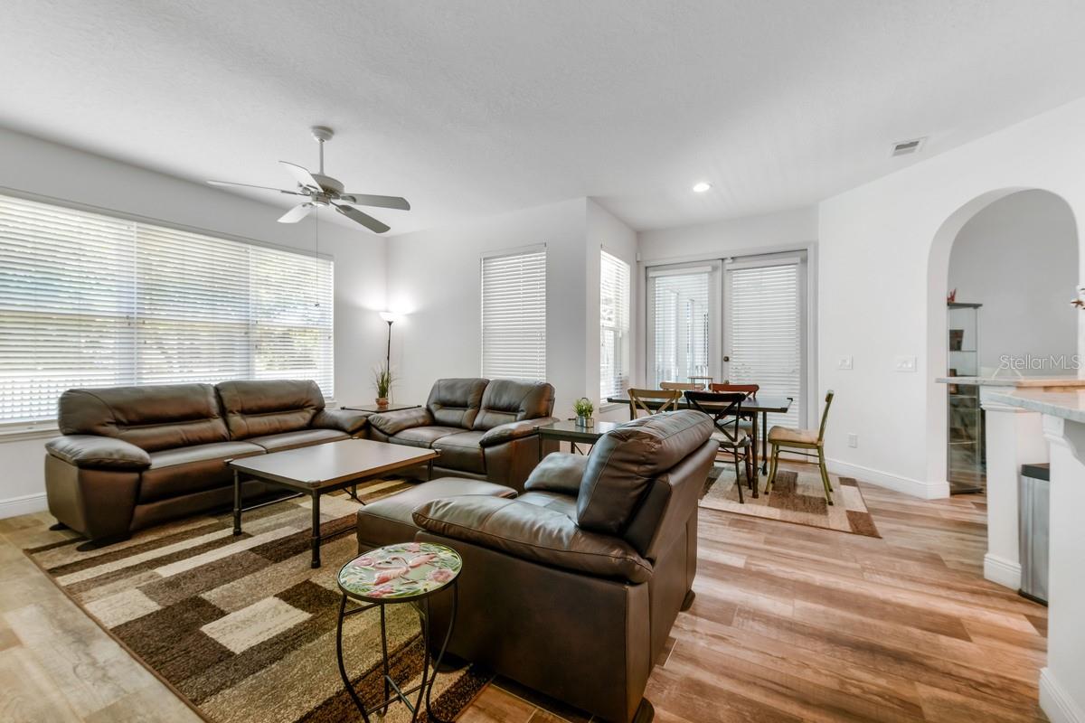 Image 15 of 39 For 1901 Park Forest Boulevard