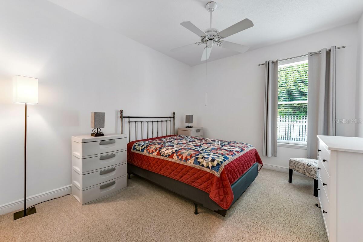 Image 16 of 39 For 1901 Park Forest Boulevard