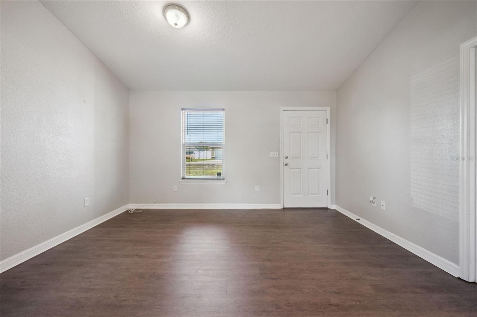 Image 5 of 32 For 7 Willow Run