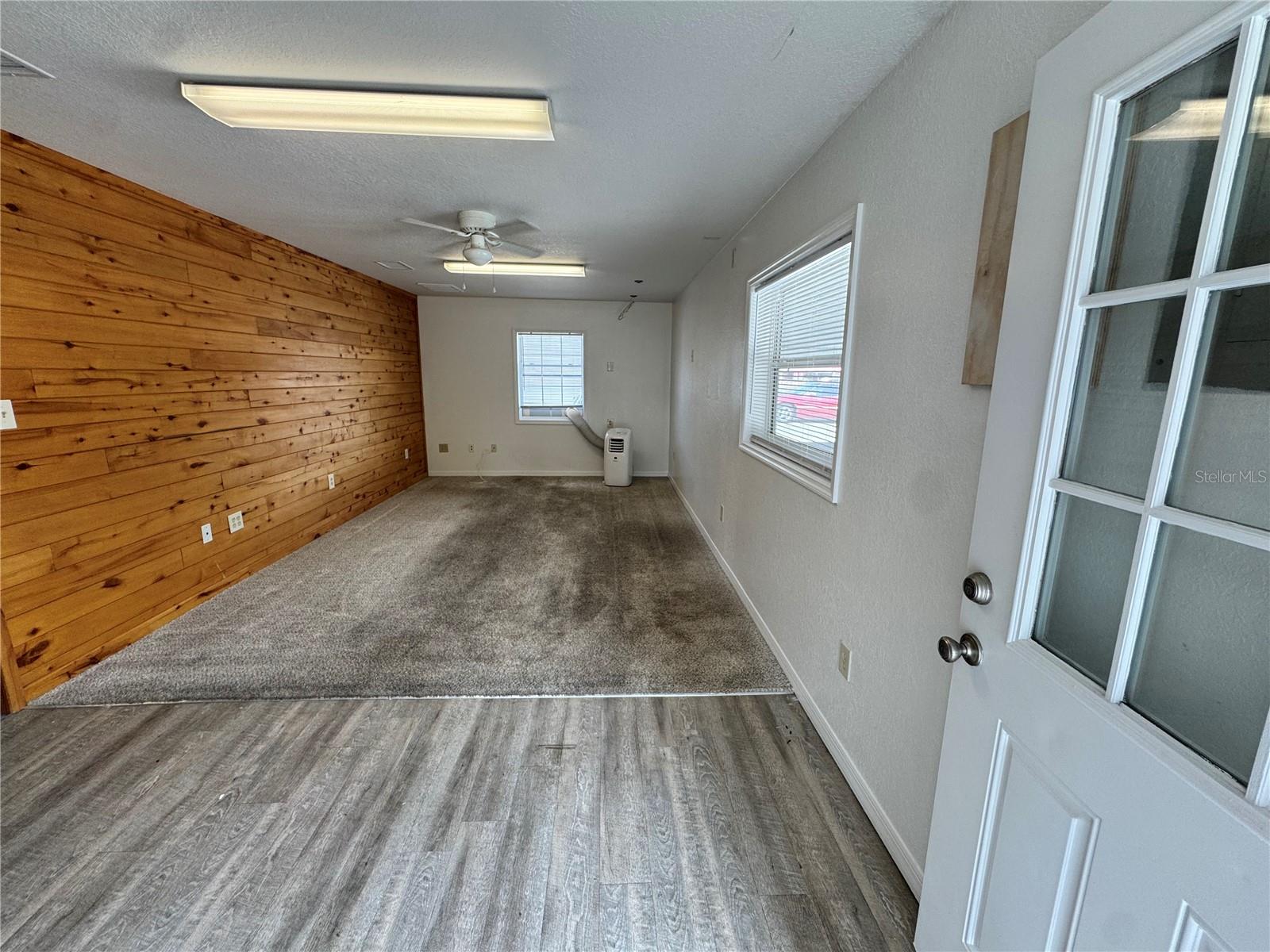 Image 3 of 17 For 306 Iona Avenue