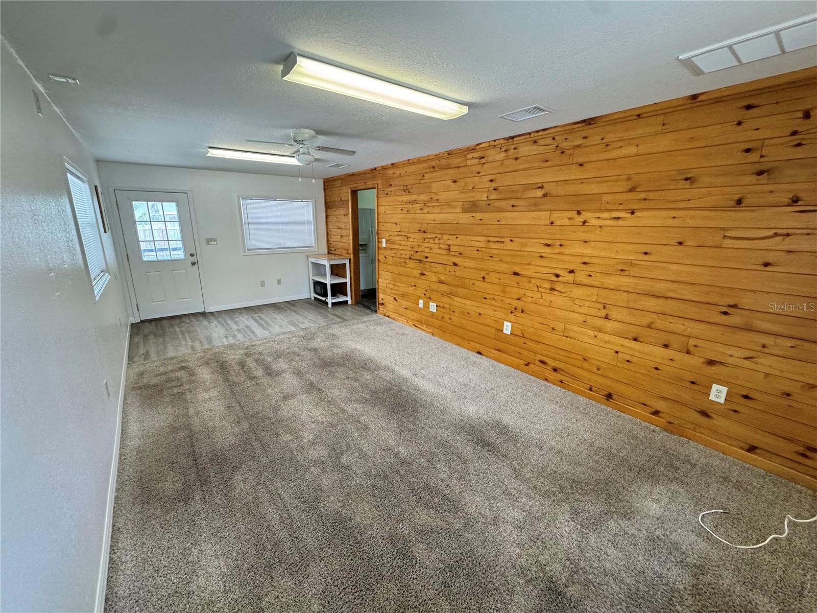 Image 6 of 17 For 306 Iona Avenue