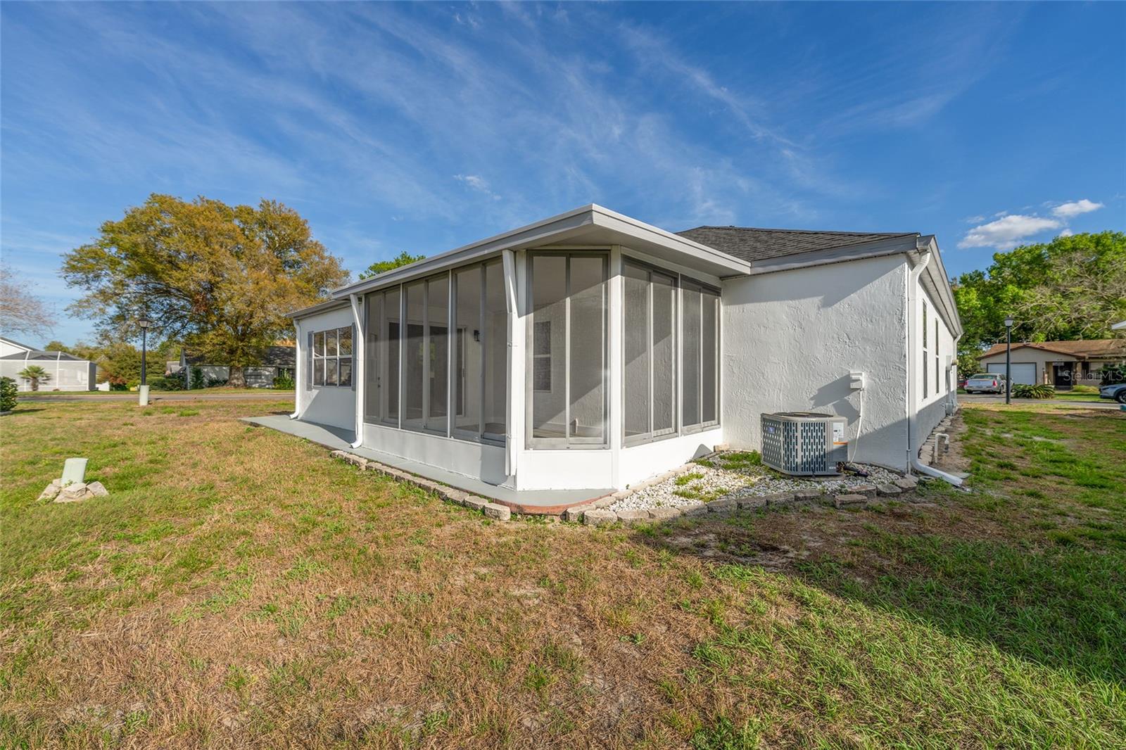 Image 34 of 37 For 843 Bolivar Street