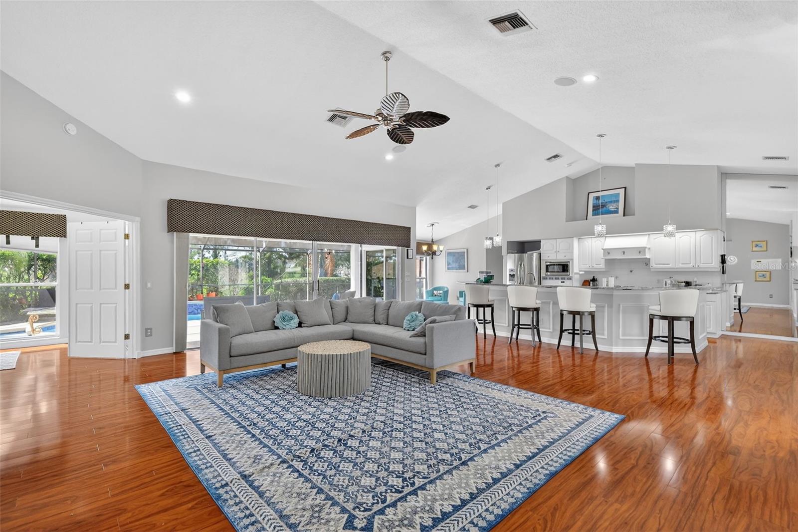 Image 13 of 40 For 39125 Tacoma Drive