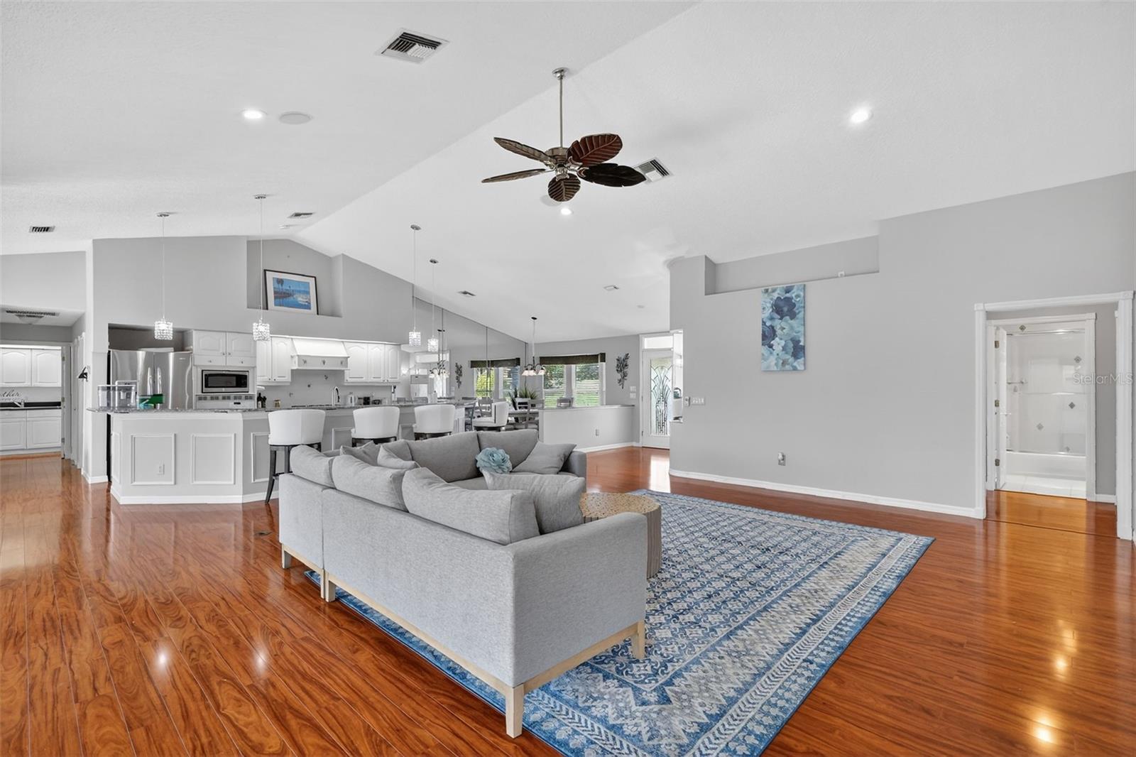 Image 14 of 40 For 39125 Tacoma Drive