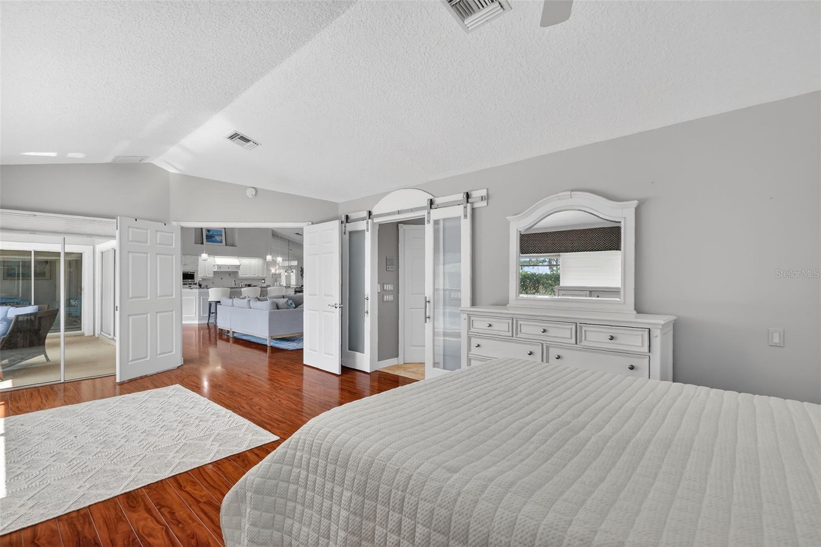 Image 24 of 40 For 39125 Tacoma Drive