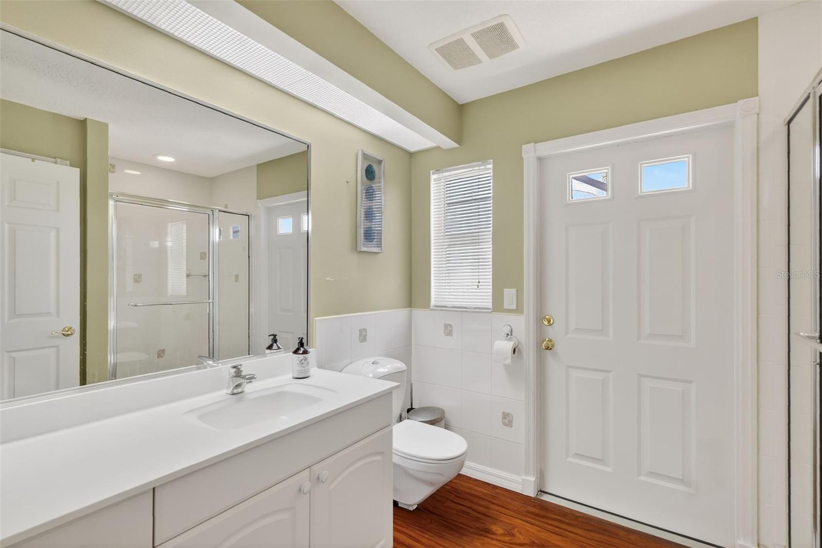 Image 31 of 40 For 39125 Tacoma Drive