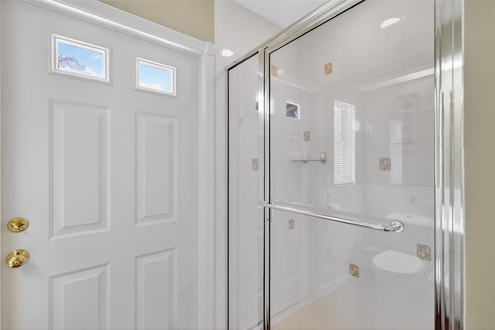 Image 32 of 40 For 39125 Tacoma Drive