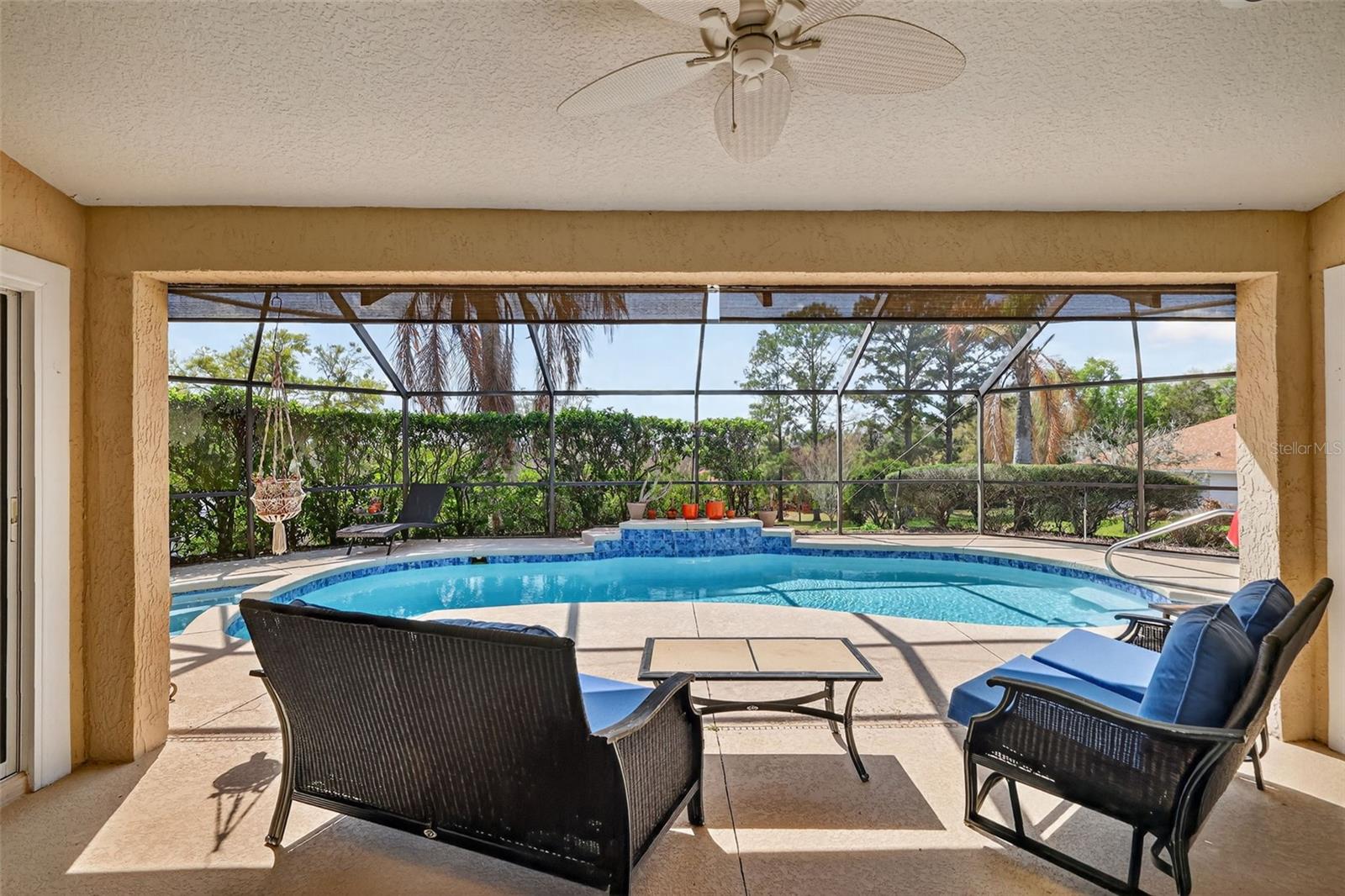 Image 34 of 40 For 39125 Tacoma Drive