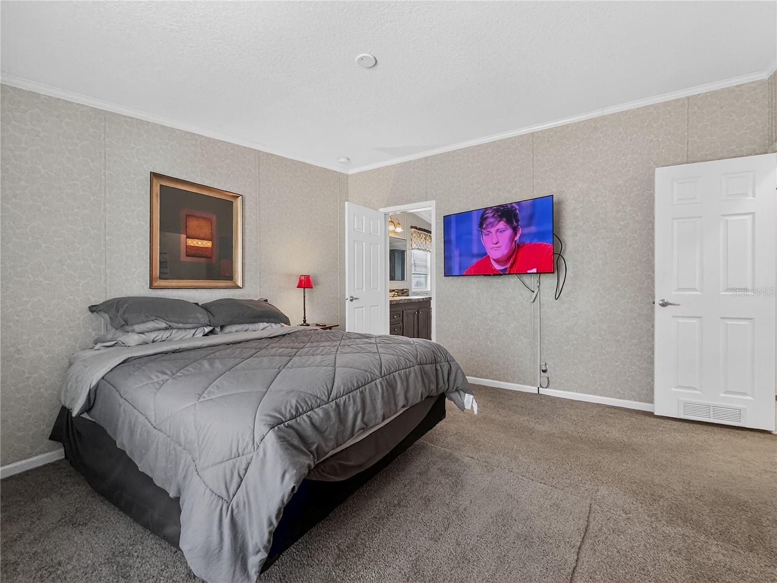 Image 19 of 48 For 9925 Scepter Avenue