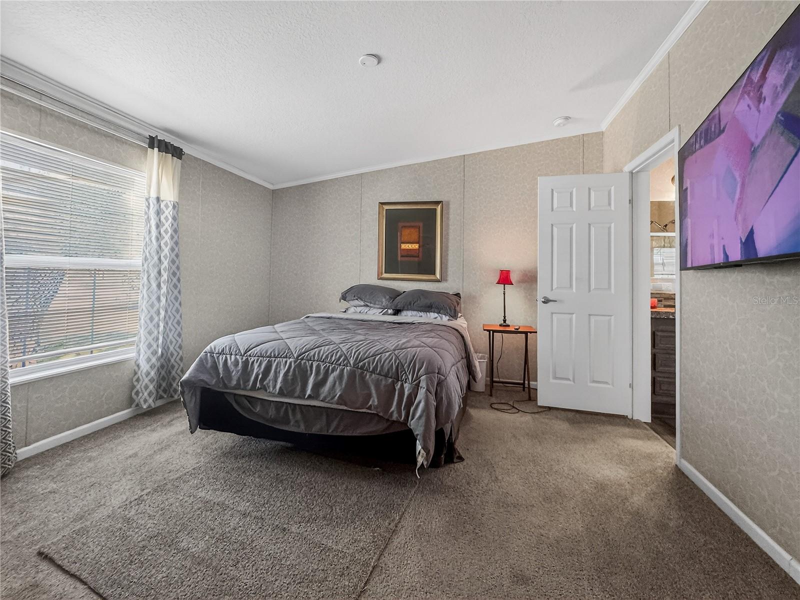 Image 20 of 48 For 9925 Scepter Avenue