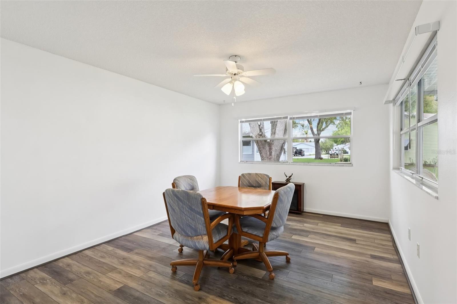 Image 14 of 43 For 1614 New Abbey Avenue