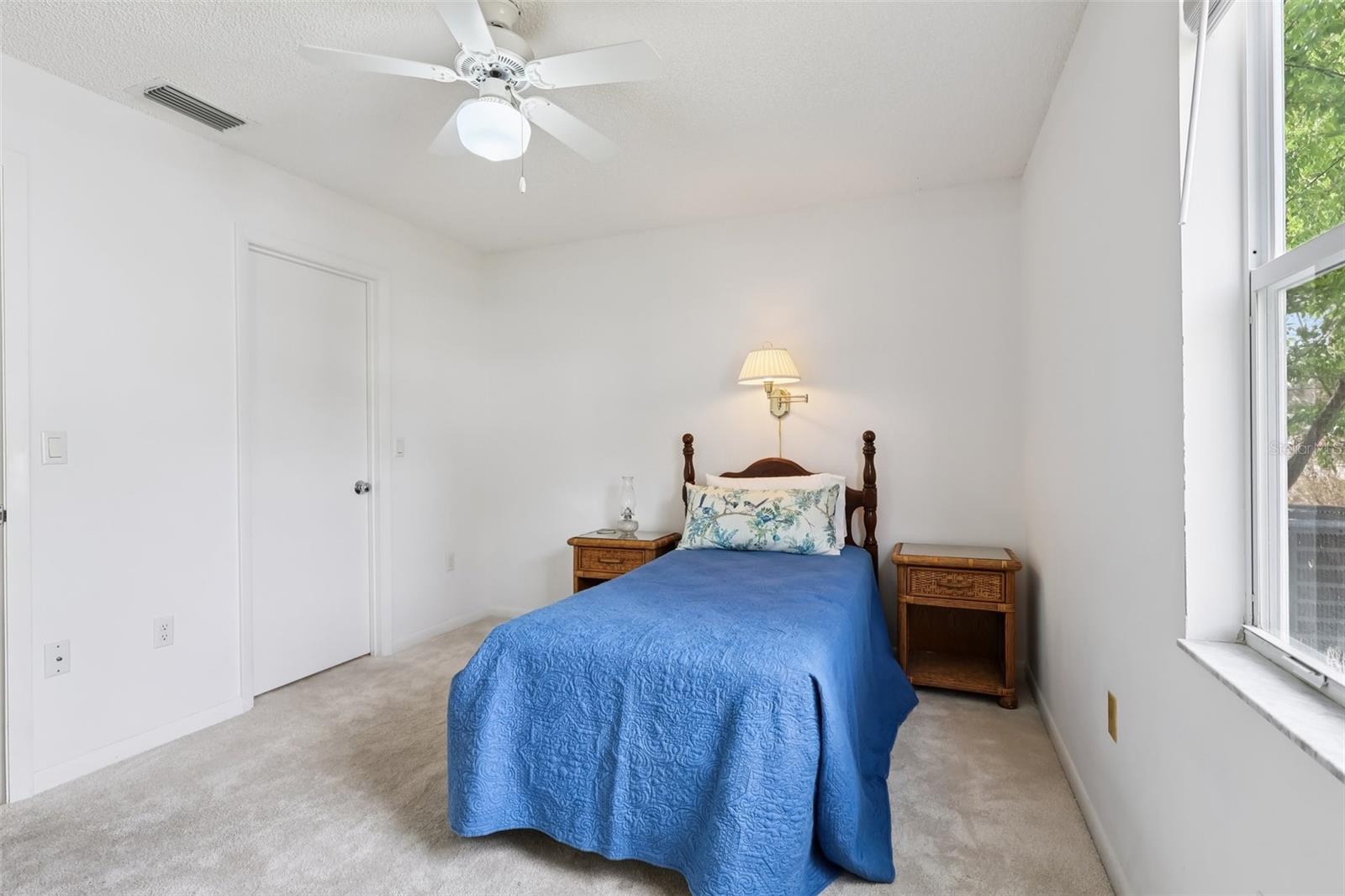 Image 22 of 43 For 1614 New Abbey Avenue