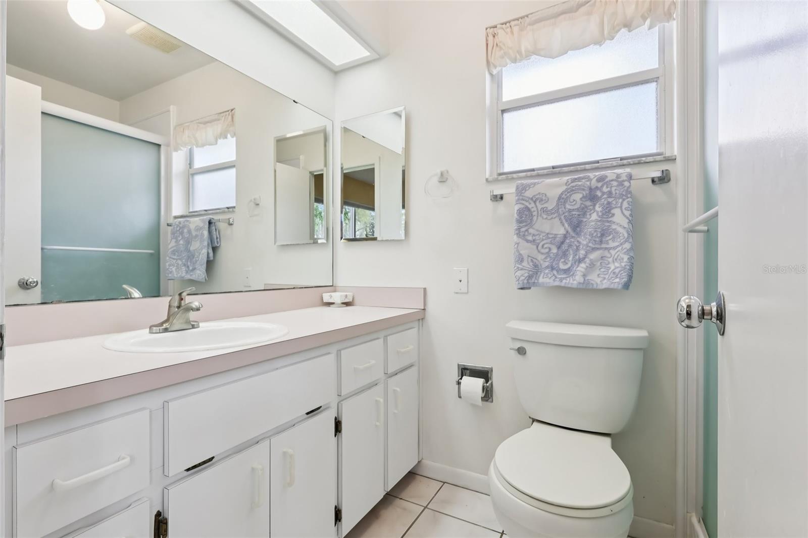 Image 30 of 43 For 1614 New Abbey Avenue