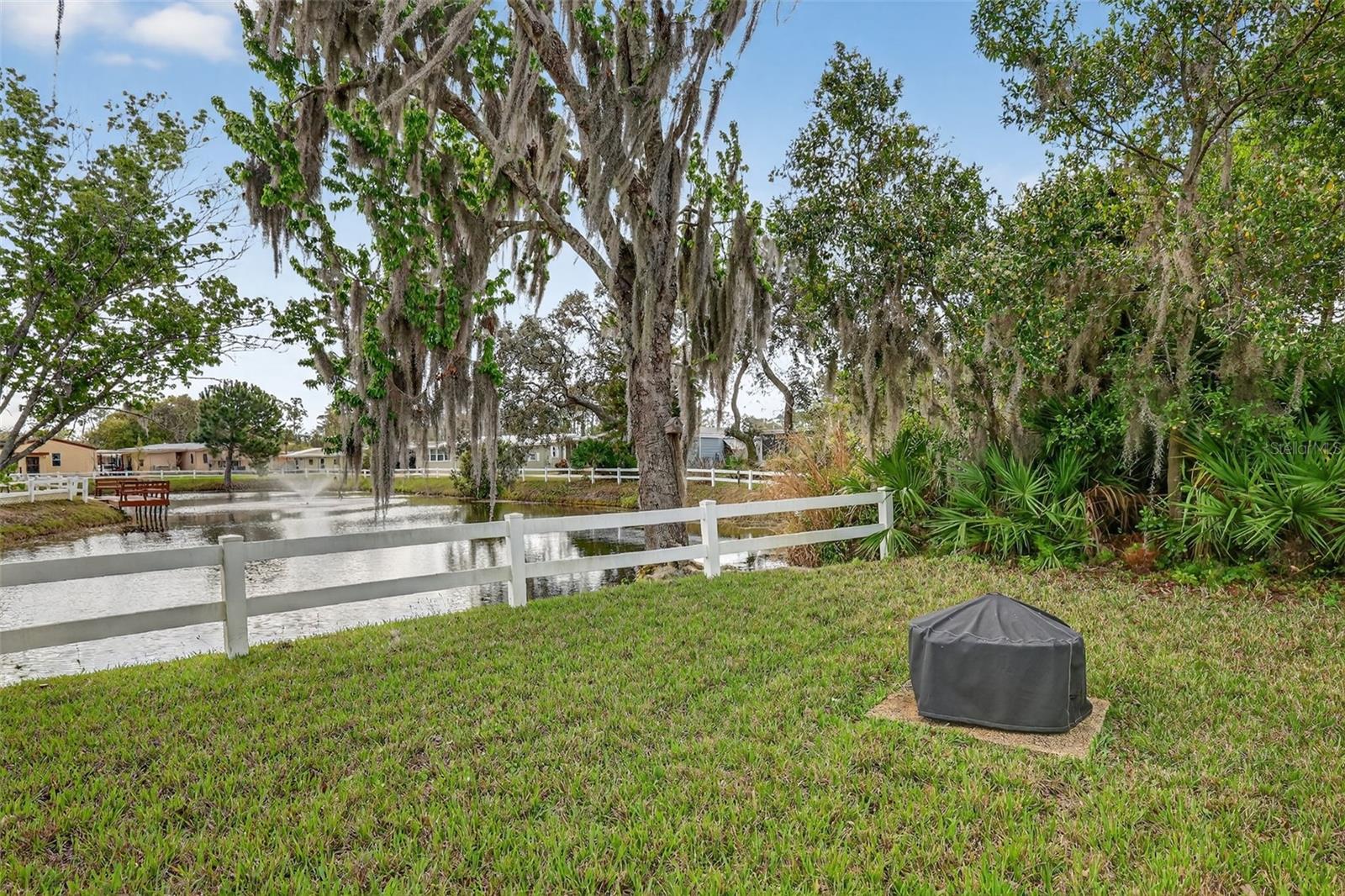 Image 26 of 37 For 469 Santa Fe Road