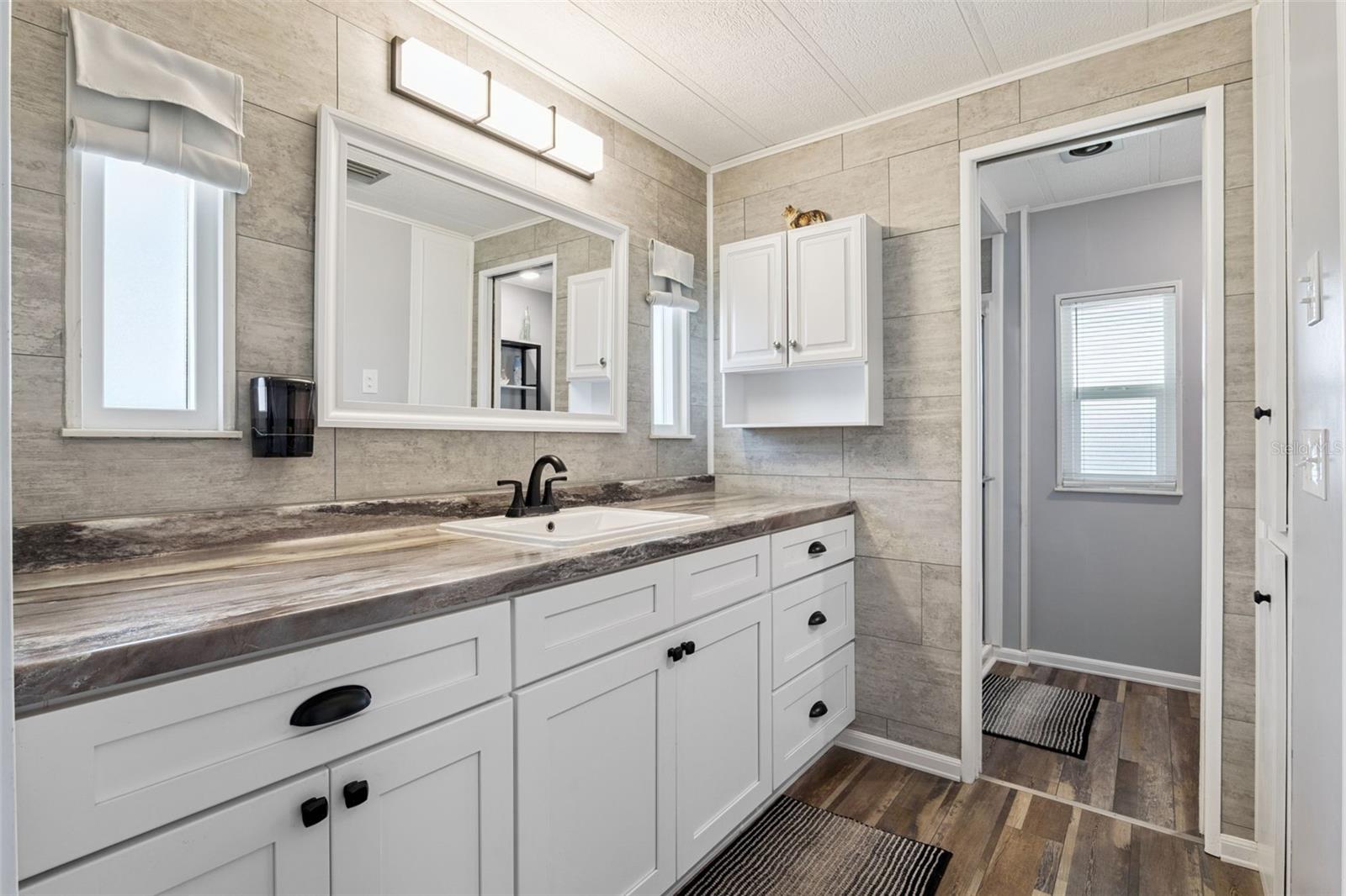 Image 24 of 38 For 3449 Citrus Circle 1637