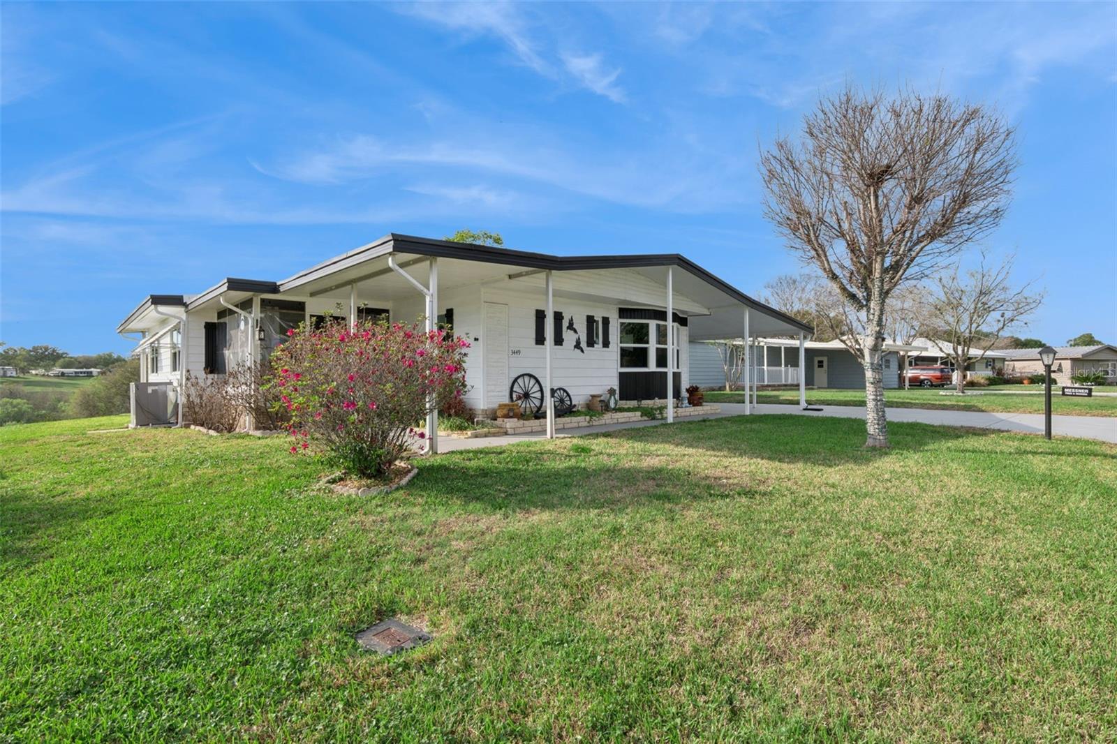 Image 4 of 38 For 3449 Citrus Circle 1637