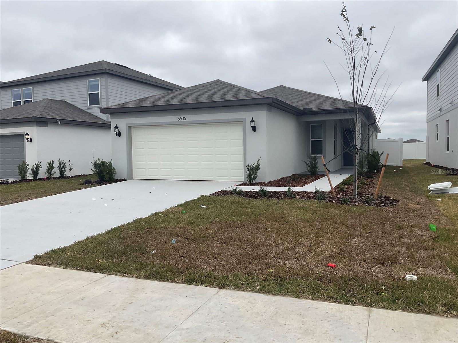 Image 2 of 4 For 3606 Hornbeam Road