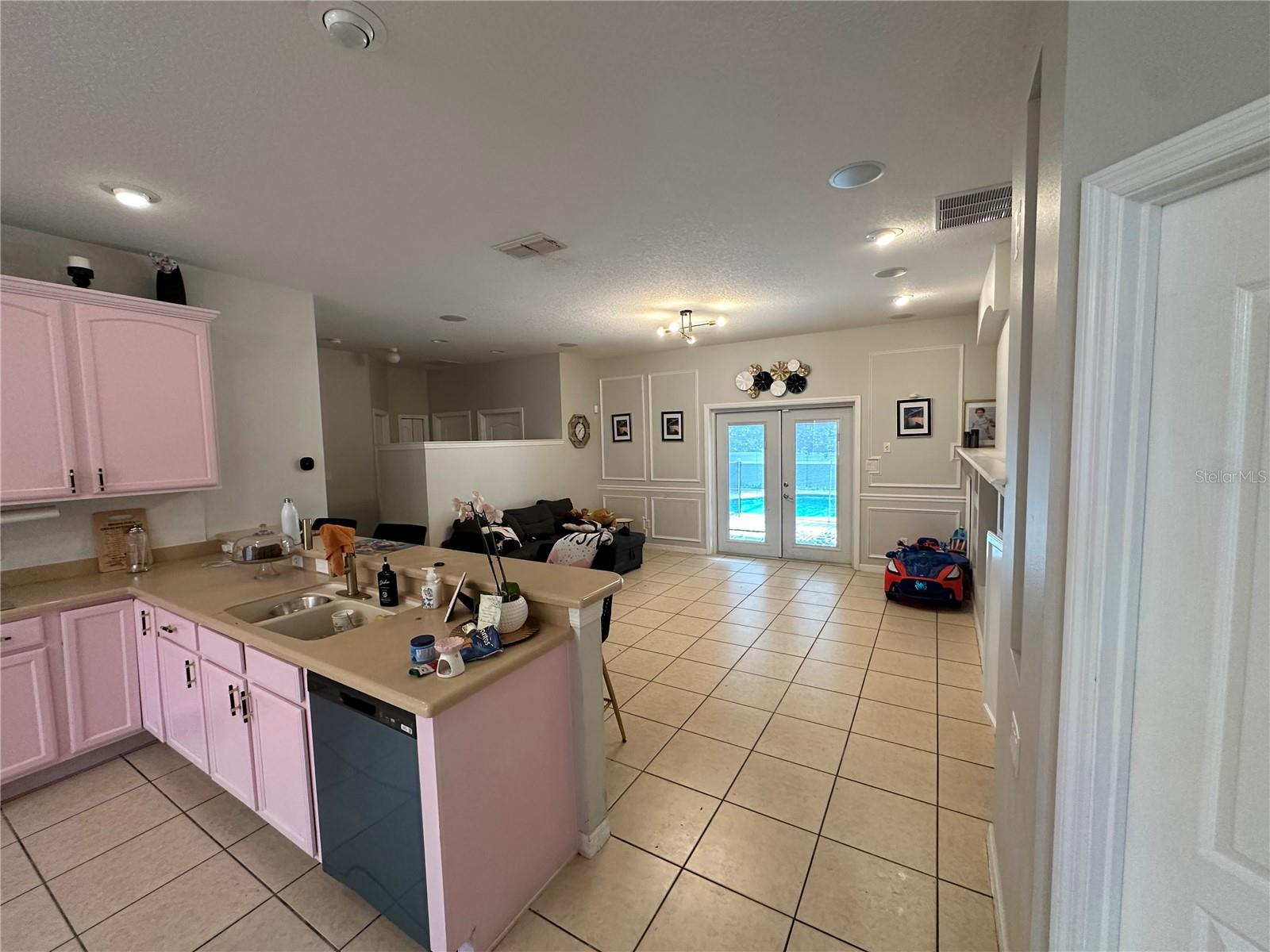 Image 5 of 12 For 2721 Athens Drive